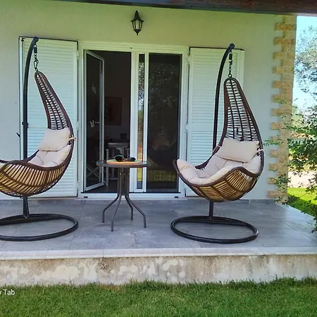 Villa Raphael